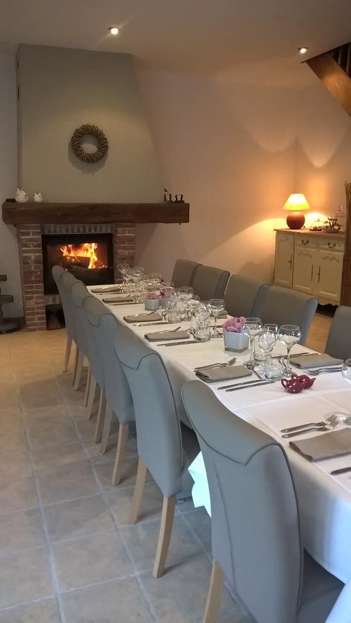 Bed and Breakfast Les Temps Gourmands Mondrepuis Exterior foto